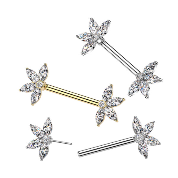 Piercing Brustschmuck Lotus im Piercing Center Aurich