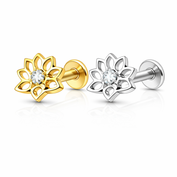 Piercing Ohrschmuck „Sweet Flower“ im Piercing Center Aurich